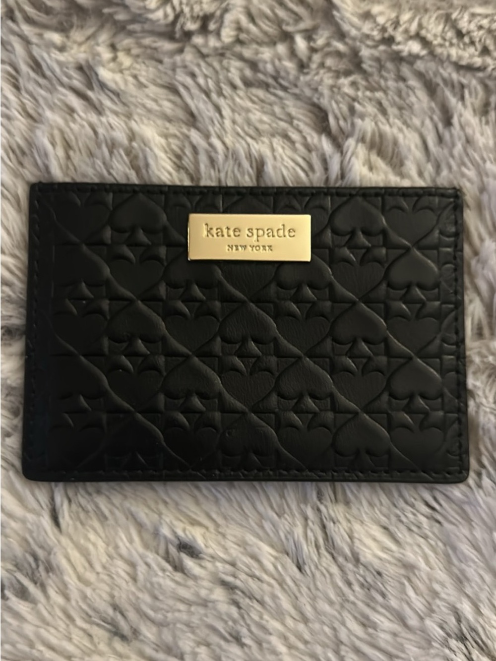 kate spade black quilted heart card holder with gold logo plaque